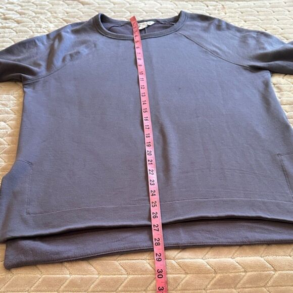 Athleta Coaster Luxe Recover Sweatshirt Oversized Medium Crew Neck Purple Active - Picture 15 of 15